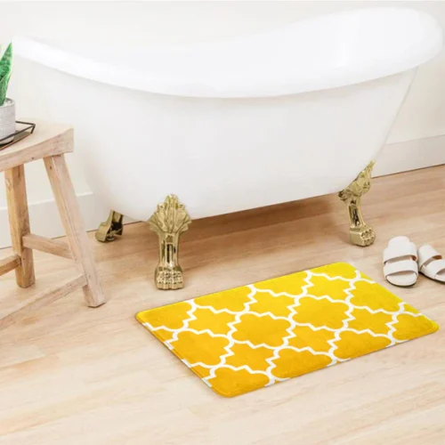 39 Yellow Quatrefoil Mat